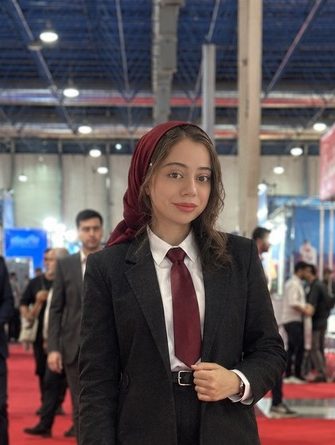هنا قربان پور - طراح گرافیک